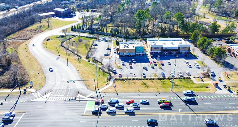More Photos Of 921 Nashville Pike, Gallatin Freestanding For Sale