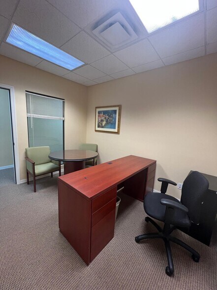 More Photos Of 1314 E Venice Ave, Venice Medical For Sale