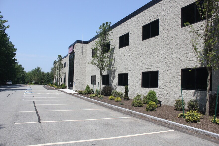 More Photos Of 34 Route 111, Derry Service For Sale