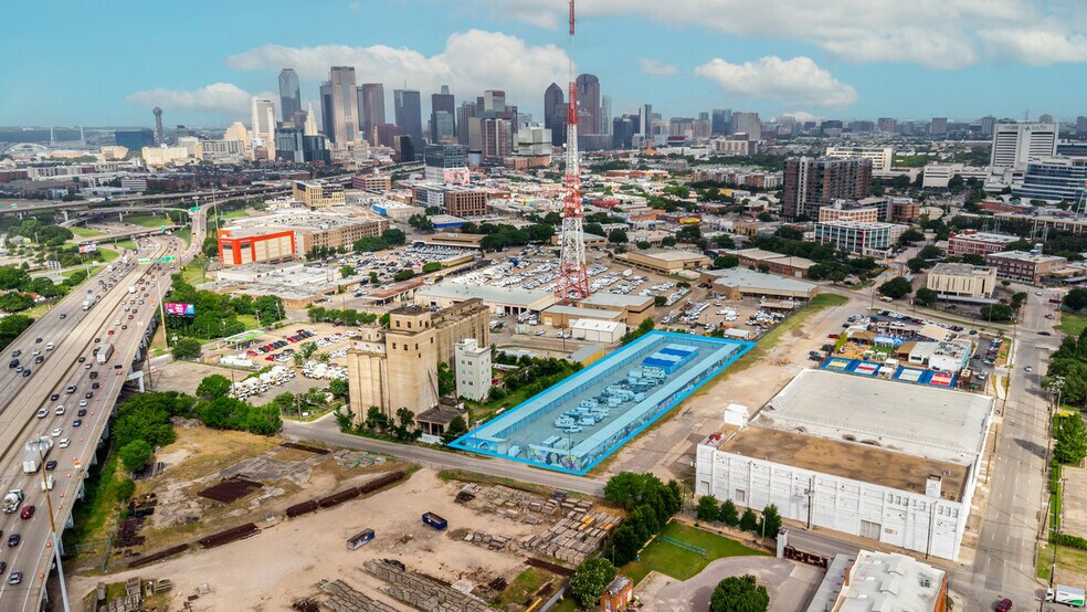 Primary Photo Of 3215 Hickory St, Dallas Self Storage For Sale