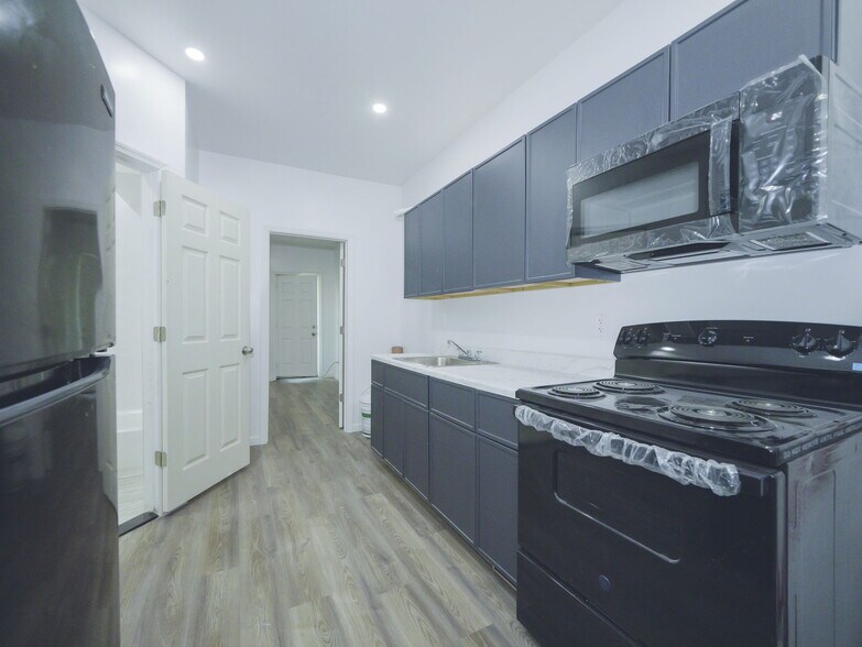 More Photos Of 81 William St, Newburgh Multifamily For Sale