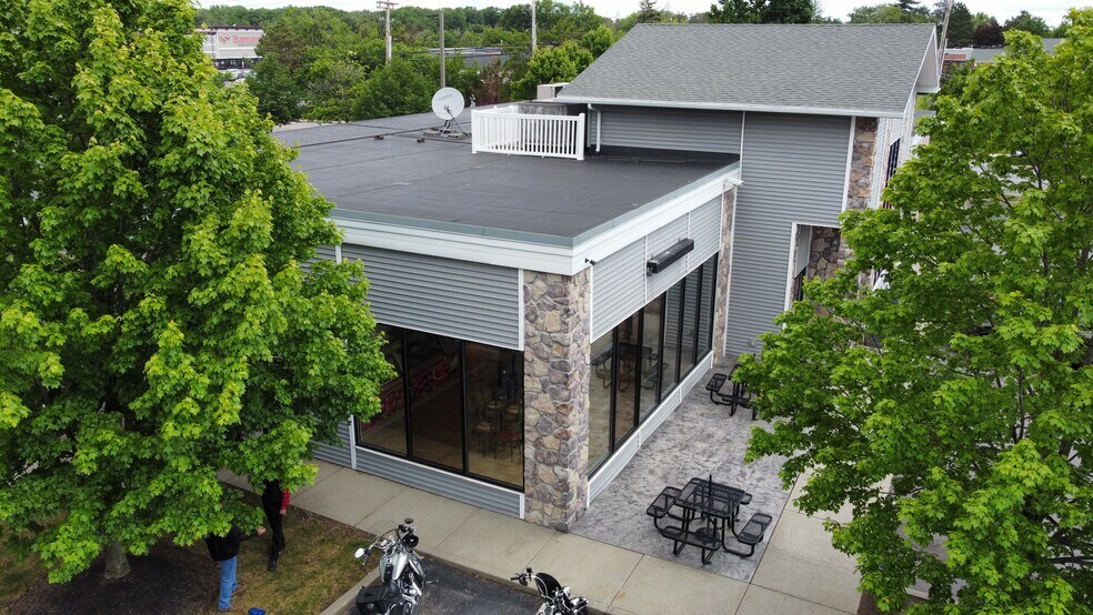 More Photos Of 88 Wolf Rd, Albany Fast Food For Lease