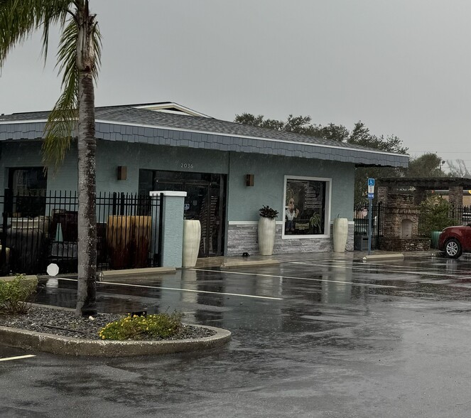 Primary Photo Of 2036 S Ridgewood Ave, Daytona Beach Medical For Sale