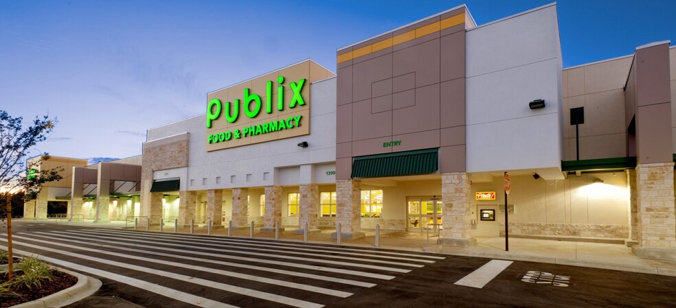 Primary Photo Of 13900 Narcoossee Rd, Orlando Unknown For Lease