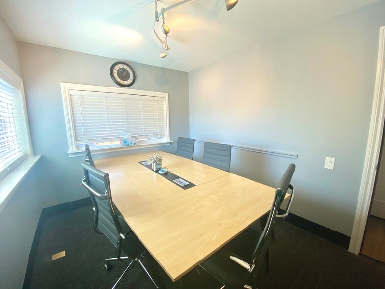 More Photos Of 1316 NE 99th St, Vancouver Medical For Sale