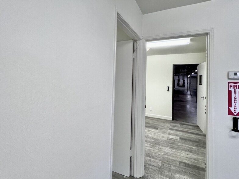 More Photos Of 144 E Santa Clara St, Arcadia Warehouse For Lease