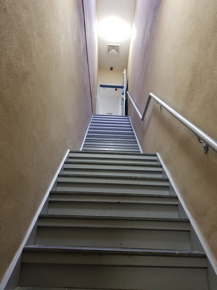 More Photos Of 18-17 42nd St, Astoria Light Distribution For Lease