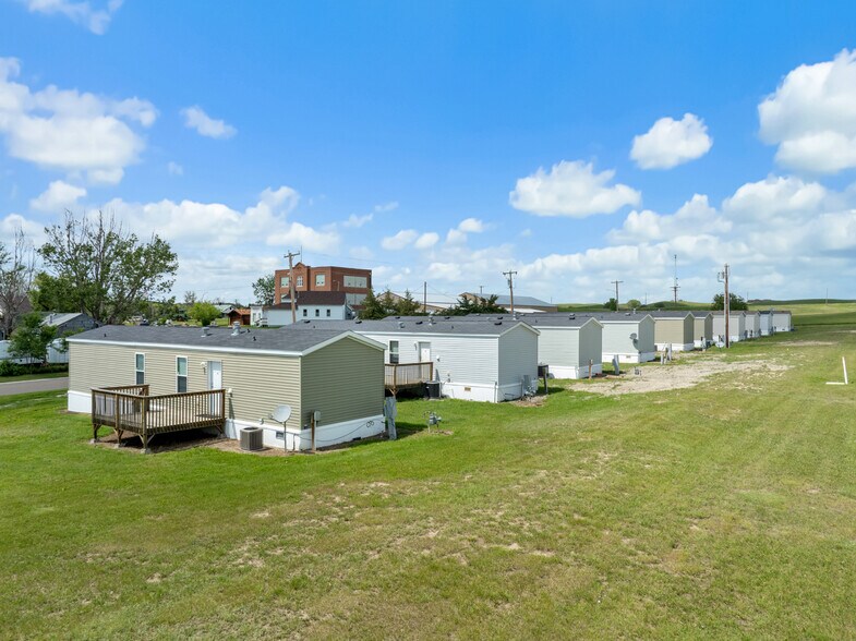 More Photos Of 302 Delaney St, Alexander Manufactured Housing Mobile Home Park For Sale