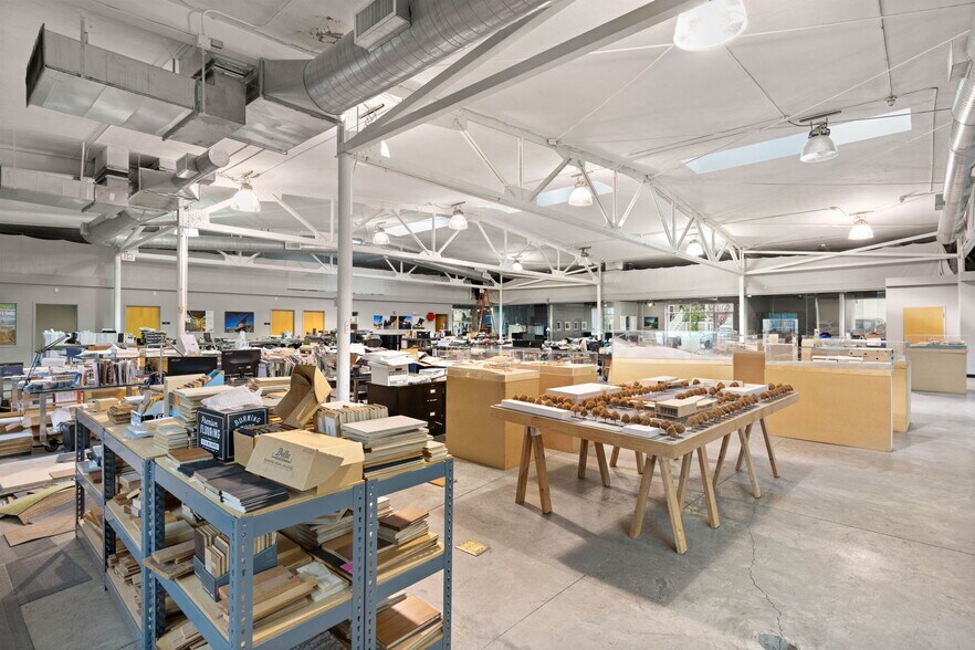 More Photos Of 115 Willow Ave, Somerville Manufacturing For Sale