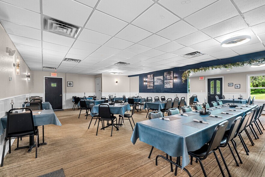 More Photos Of N12808 Northway Dr, Athelstane Restaurant For Sale