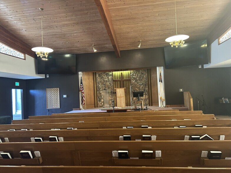 More Photos Of 9573 Los Coches Rd, Lakeside Religious Facility For Lease