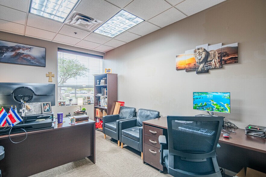 More Photos Of 12515 W Bell Rd, Surprise Office For Lease