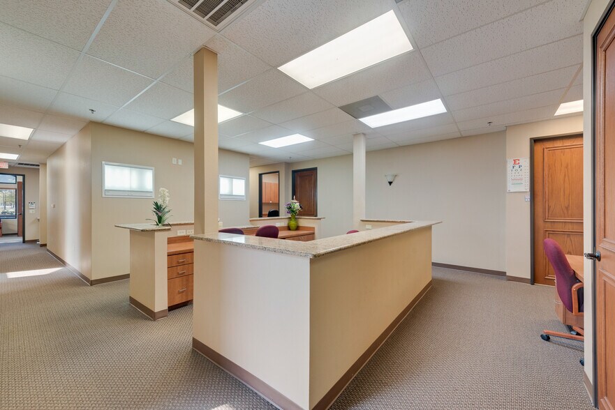 More Photos Of 7920 Preston Rd, Plano Medical For Sale