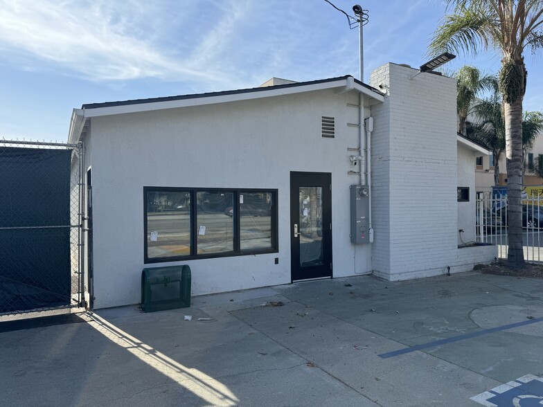 Primary Photo Of 1420 W Holt Ave, Pomona Medical For Sale