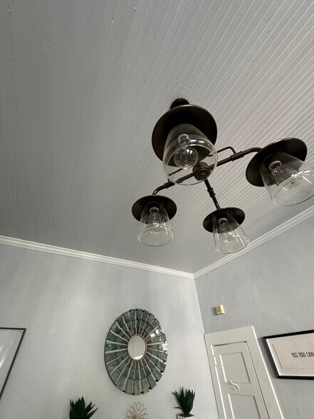 More Photos Of 62 Lee St, Jefferson Office For Sale