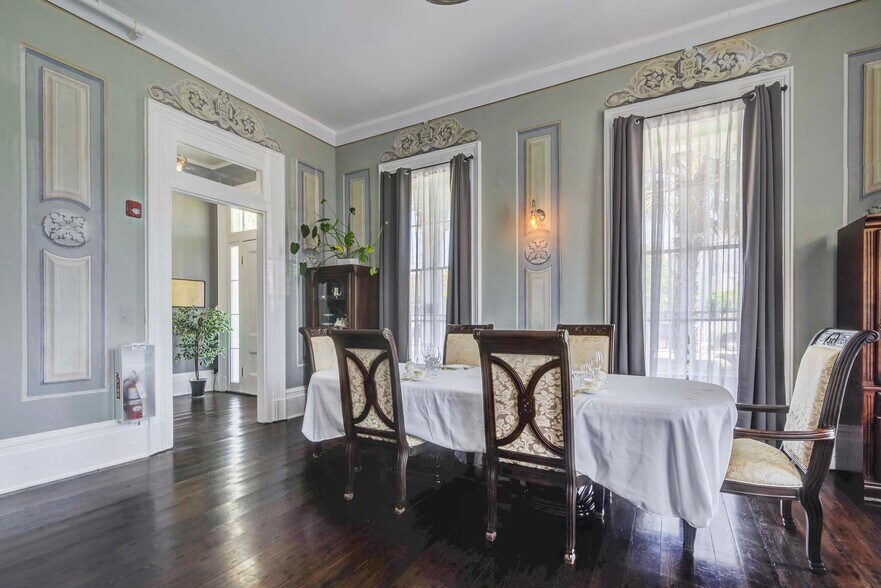 More Photos Of 1502 Market St, Galveston Hospitality For Sale