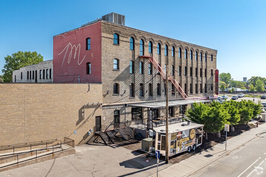 More Photos Of 861 E Hennepin Ave, Minneapolis Manufacturing For Lease