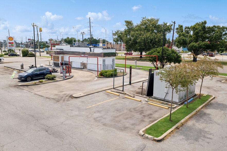 More Photos Of 3102 Loyola Dr, Kenner Fast Food For Lease