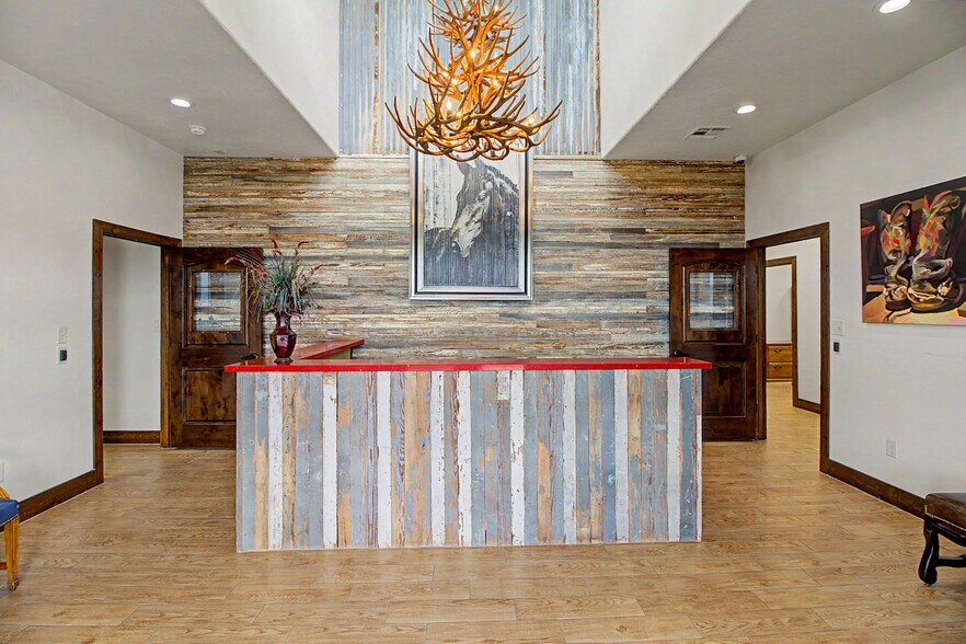 More Photos Of 8050 TX-21, Caldwell Office For Lease