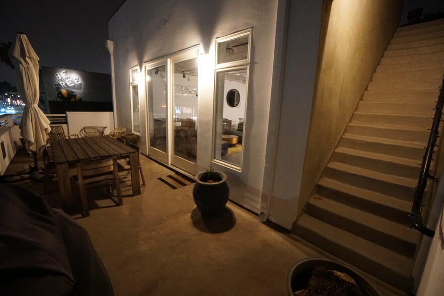 More Photos Of 1509 Abbot Kinney Blvd, Venice Storefront Retail Office For Lease