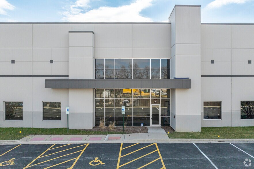 More Photos Of 1502 N 25th Ave, Melrose Park Manufacturing For Lease