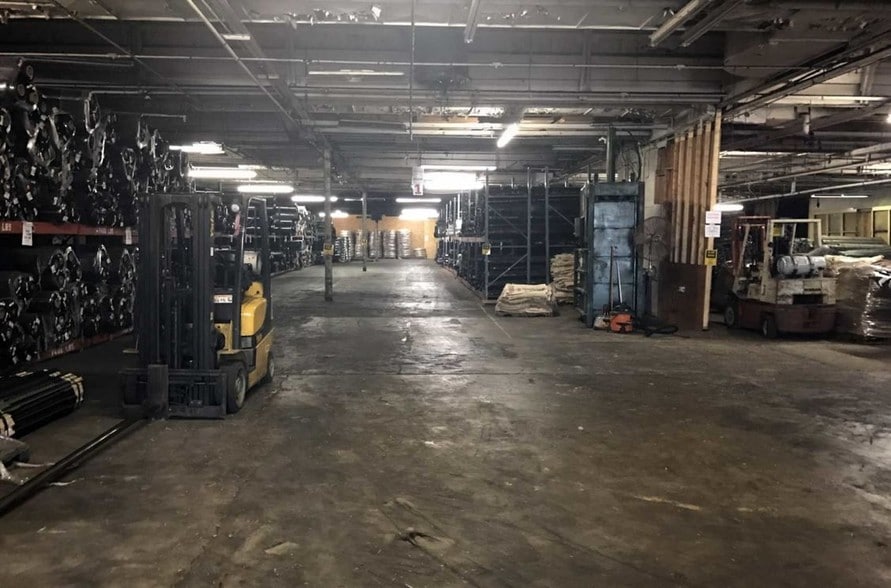 More Photos Of 60 Walnut St, Marcus Hook Manufacturing For Sale