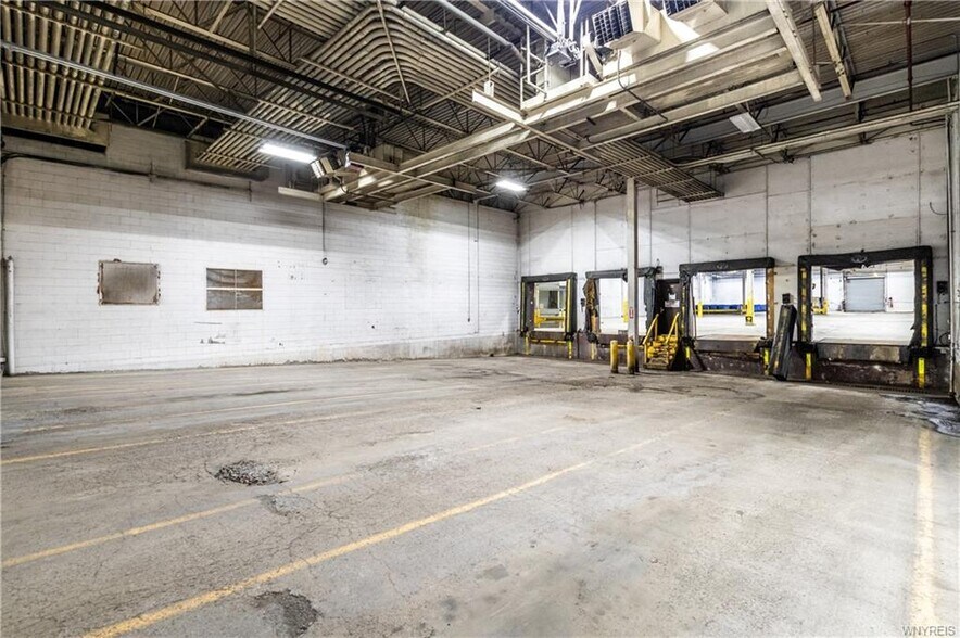 More Photos Of 1885 Harlem Rd, Buffalo Warehouse For Sale