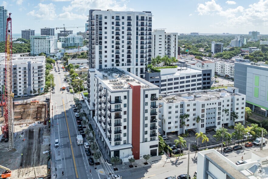 More Photos Of 221 SW 12th St, Miami Apartments For Lease