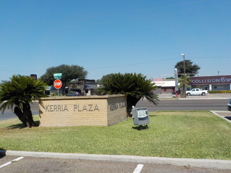 More Photos Of 3700 N 10th St, McAllen Office For Lease