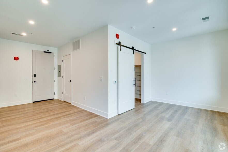 More Photos Of 1901 E York St, Philadelphia Apartments For Lease