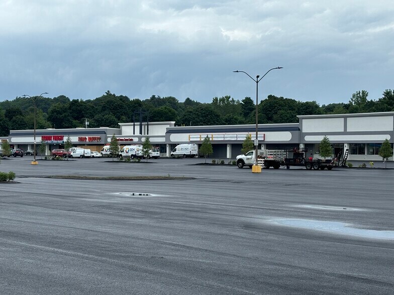 More Photos Of 380-432 John Fitch Hwy, Fitchburg Unknown For Lease