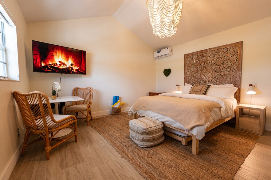 More Photos Of 2502 Tamarind Dr, Hutchinson Island Hotel For Sale