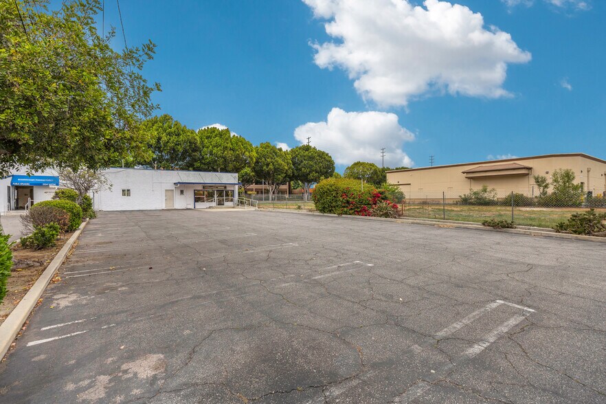 More Photos Of 118 Live Oak Ave, Arcadia Storefront For Lease