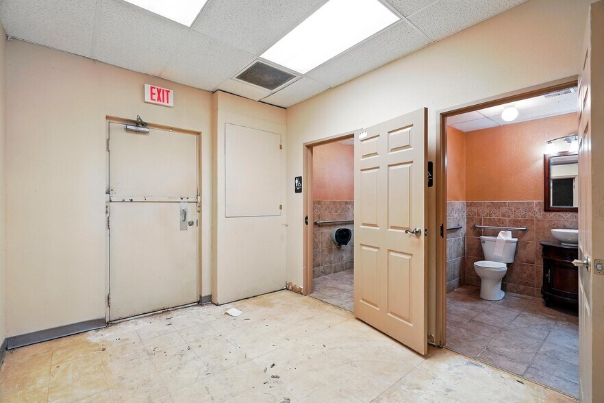 More Photos Of 4102 Buffalo Gap Rd, Abilene Unknown For Lease