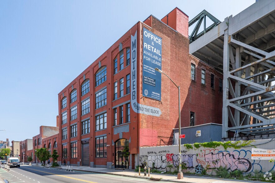 More Photos Of 94-126 9th St, Brooklyn Office For Lease