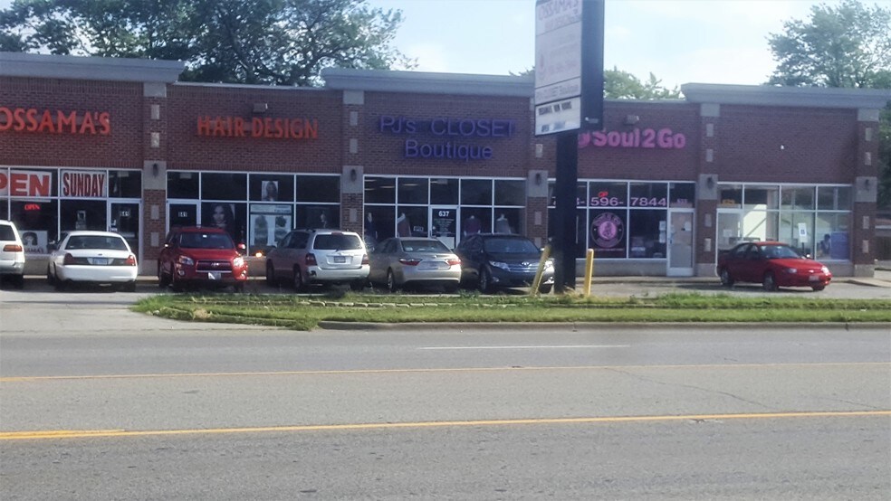 More Photos Of 629-645 E 162nd St, South Holland Storefront For Lease