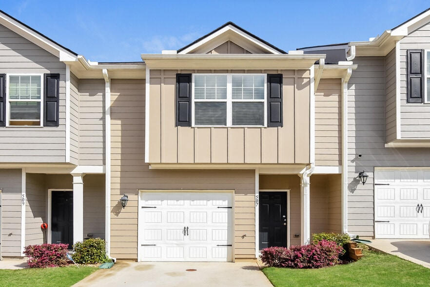 More Photos Of , East Point Multifamily For Sale