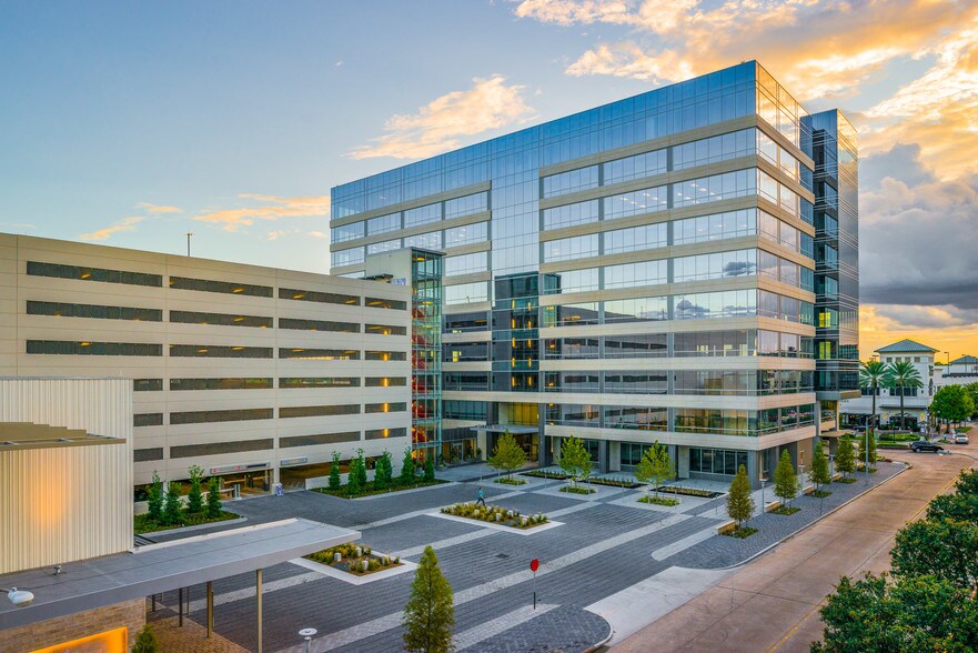 More Photos Of 750 Town & Country Blvd, Houston Office For Lease