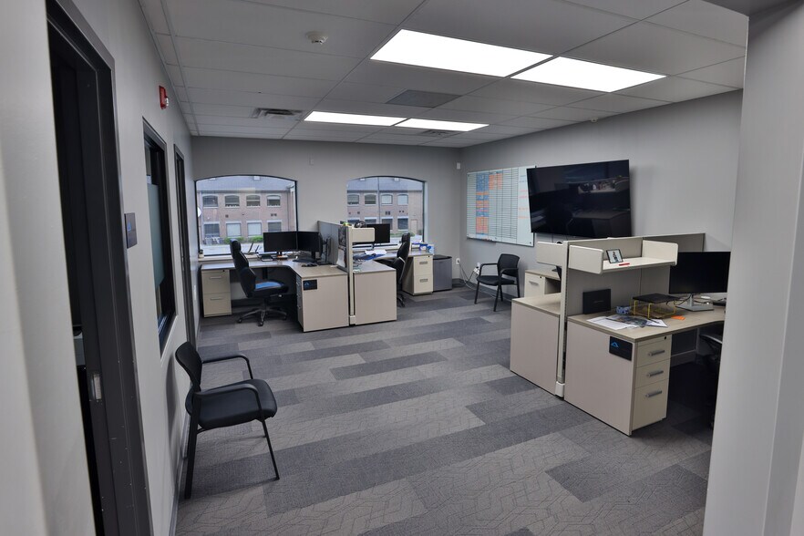 More Photos Of 795 E 340 S, American Fork Office For Lease