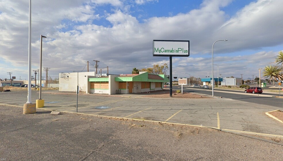 More Photos Of 1030 El Paseo Rd, Las Cruces Restaurant For Lease