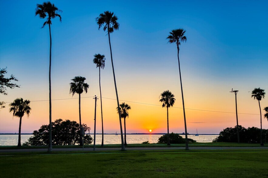 More Photos Of 435 Edgewater Dr, Dunedin Land For Sale