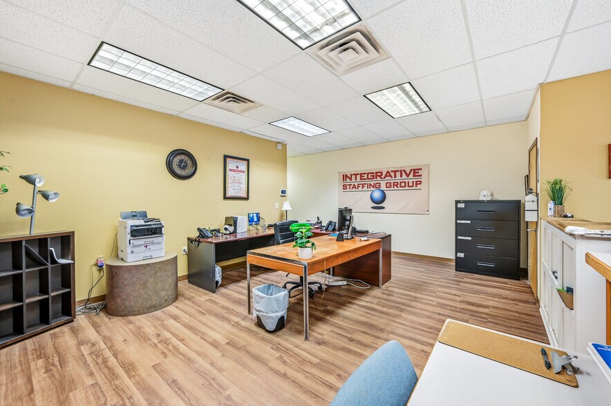 More Photos Of 501-505 Market St, East Liverpool Storefront For Sale