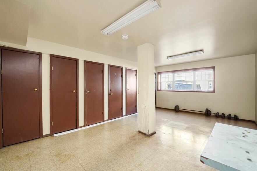 More Photos Of 1905-1913 Saint Charles Rd, Maywood Apartments For Sale