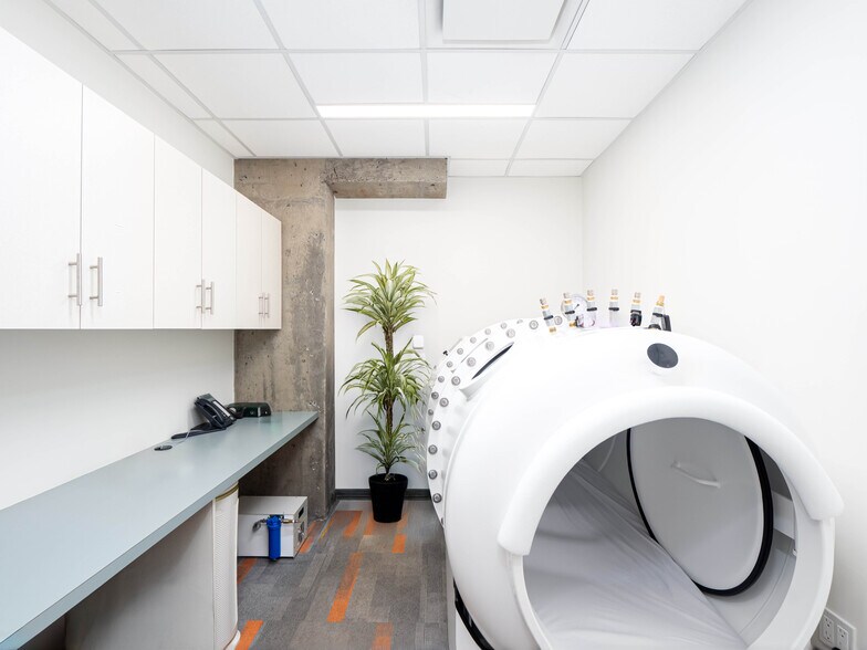 More Photos Of 360 E 72nd St, New York Apartments For Sale