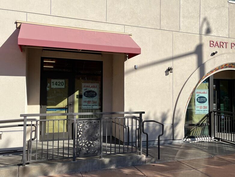 More Photos Of 1400-1498 San Leandro Blvd, San Leandro Apartments For Lease