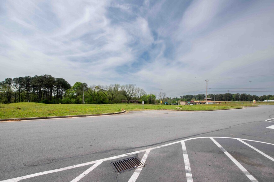 More Photos Of 0 Red Bud Rd, Calhoun Land For Sale