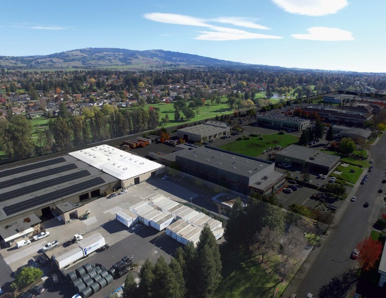 More Photos Of 210 Classic Ct, Rohnert Park Warehouse For Lease
