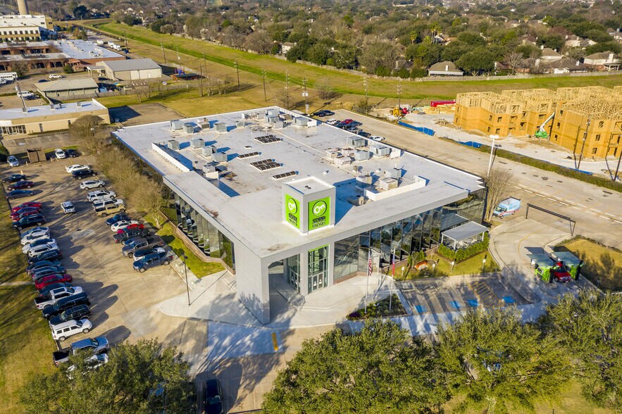 More Photos Of 9601 Jones Rd, Houston Office For Lease