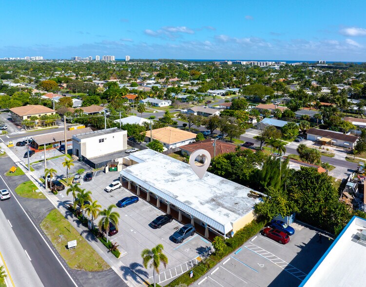 More Photos Of 2236-2266 N Dixie Hwy, Boca Raton Unknown For Lease