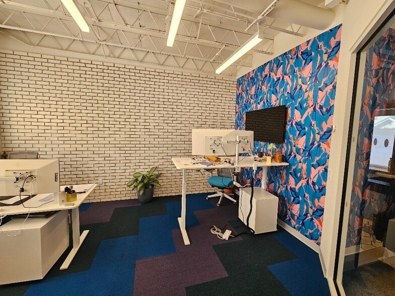 More Photos Of 183 Mineola Blvd, Mineola Medical For Sale